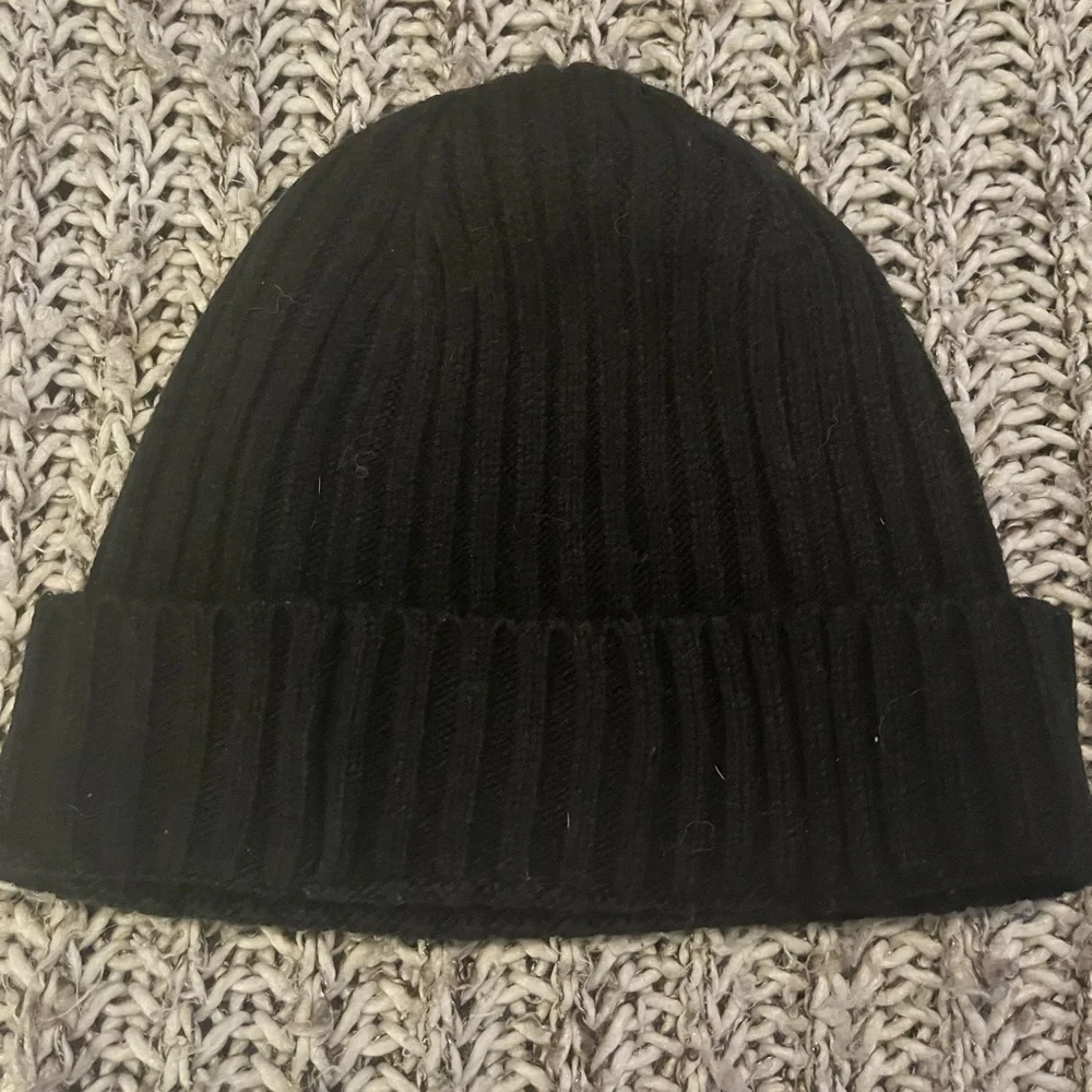 Pink hat - Picture 2 of 2